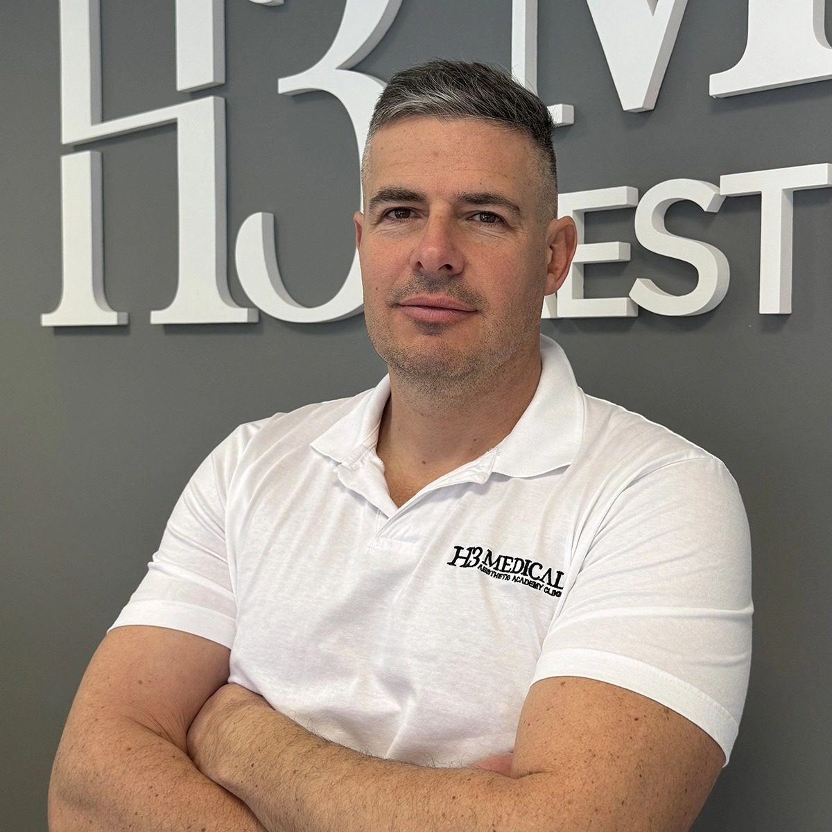 Imgi 18 H3 dr faludi peter